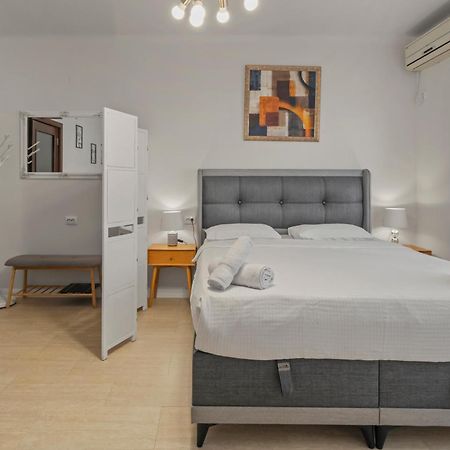 Upscale Studio, Walking Distance From The Old Town Bukarest Exterior foto